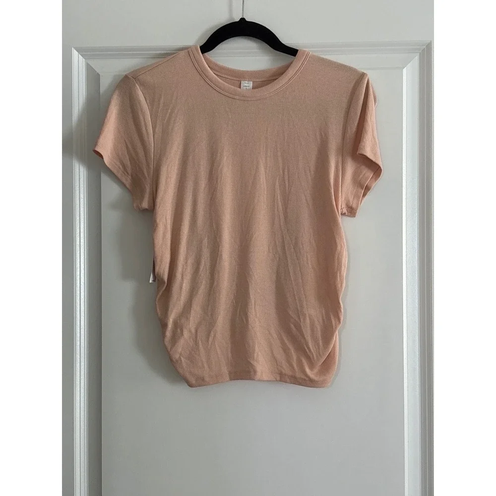 Old Navy Peach UltraLite Open-Back Rib-Knit T-Shirt NWT Large